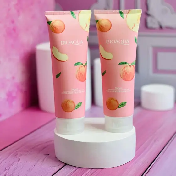 نمک بدن هلو بیوآکوا 250 میل-لایه‌بردار و روشن‌کننده