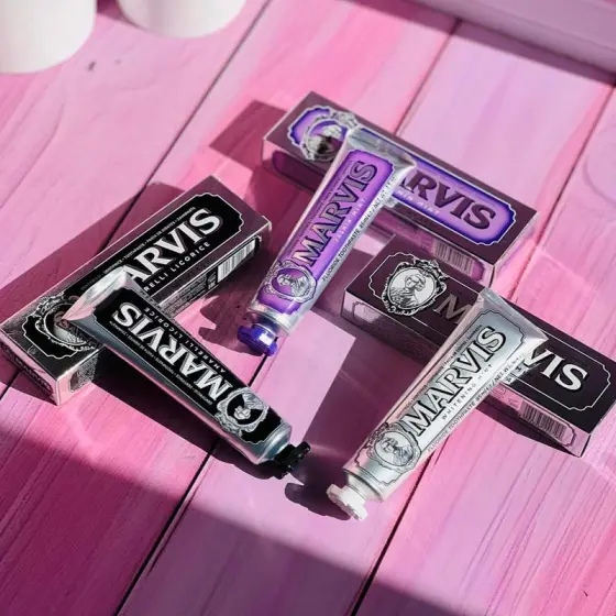 قیمت خمیر دندان سفید کننده مارویس Marvis Whitening Mint با حجم 85 میل