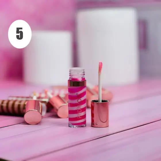 لیپ گلاس براق‌ کننده و حجم‌ دهنده هودا موجی