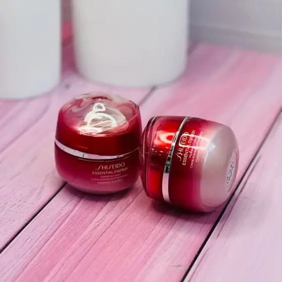 کرم آبرسان شیسیدو مدل Essential Energy Hydrating