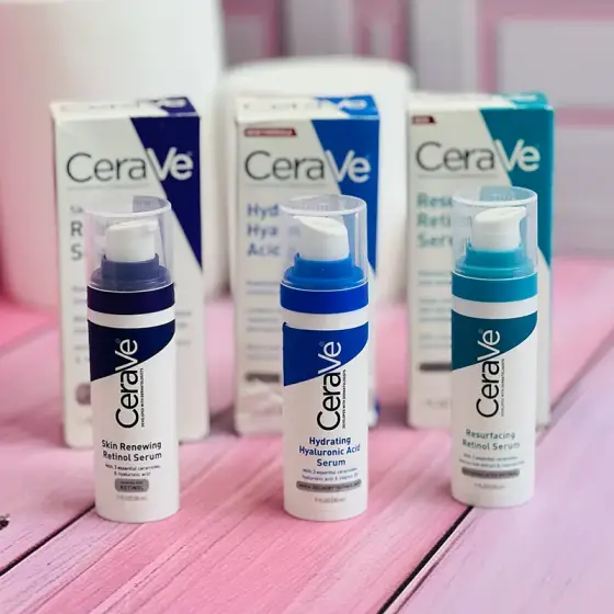 سرم رتینول بازسازی‌ کننده سراوی 30 میل